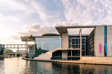 Spree Nehri 'nden Berlin ve Hükümet Bölgesi