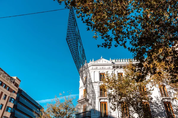 Cityscape in La Castellana Avenue of Madrid — Fotografia de Stock