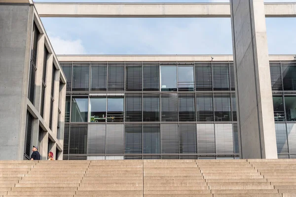 Contemporary architecture building. Concrete facade in Berlin — Stock Photo, Image