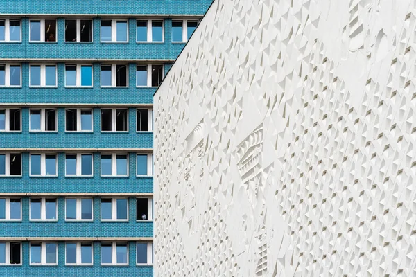 Citizens Office City Hall Center in Karl-Marx-Allee in East Berlin — Stock Photo, Image