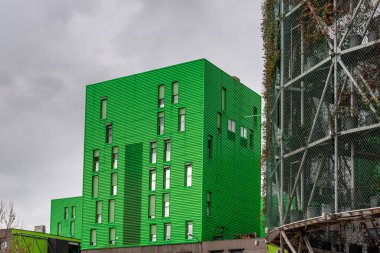 Madrid 'in Ecobulevar bölgesinde modern sosyal konutlar