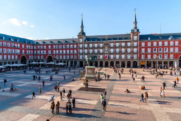 Plaza Mayor de Madrid. Vista de ángulo alto —  Fotos de Stock
