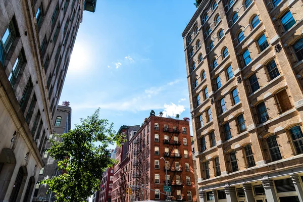 Lyxiga lägenhetsbyggnader i Tribeca i New York — Stockfoto