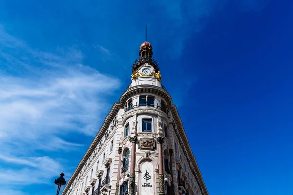 Το ξενοδοχείο Four Seasons στη Μαδρίτη, Ισπανία — Φωτογραφία Αρχείου
