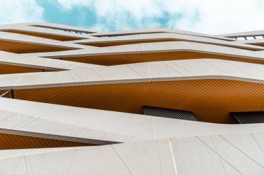 Madrid 'de beton teraslı modern lüks konutlar