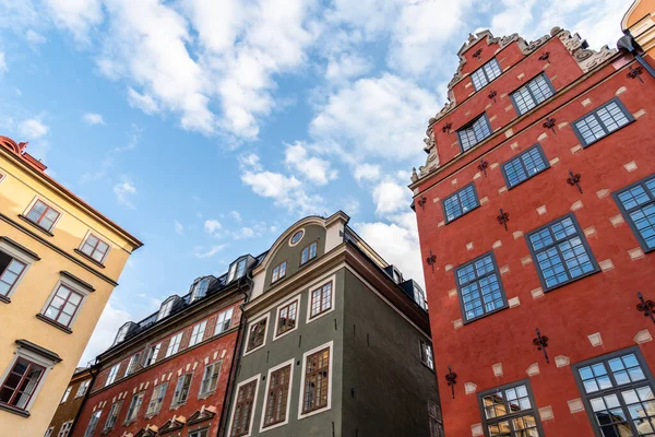 Traditionelle alte Häuser im Stockholmer Stadtteil Gamla Stan — Stockfoto