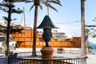 Santa Cruz de la Palma 'da ünlü bir cüce heykeli