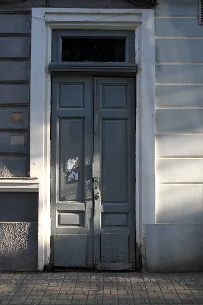 Belles Vieilles Portes Sur Façade Bâtiment — Photo