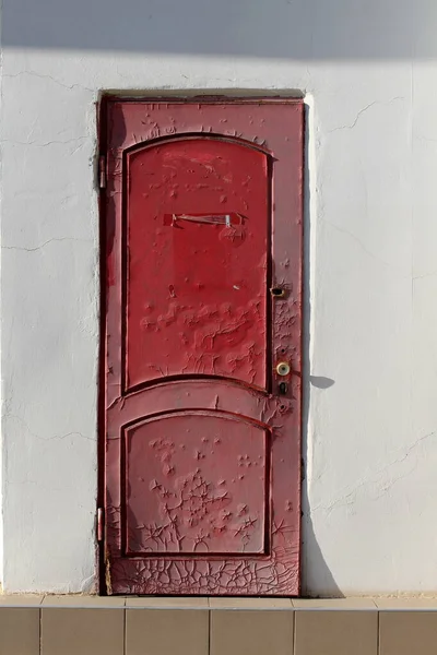 Texture Old Door Peeling Paint Wooden Doors Deta — Stock Photo, Image