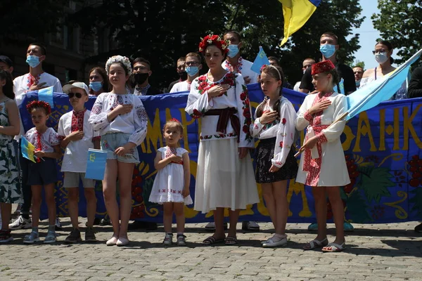 Odessa Ukraine28 Juin 2021Adultes Enfants Portent Les Drapeaux Ukraine Drapeau — Photo