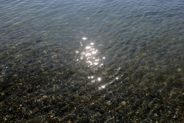 Reflet Des Rayons Soleil Dans Eau Fond Est Visiblela Surface — Photo