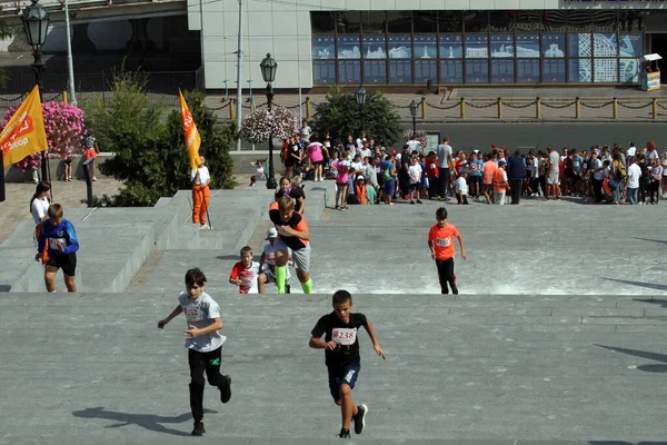 Odessa Ukrayna Eylül Bin 2021 Çocuk Potemkin Merdivenlerinde Koşuyor Ukraynaca — Stok fotoğraf