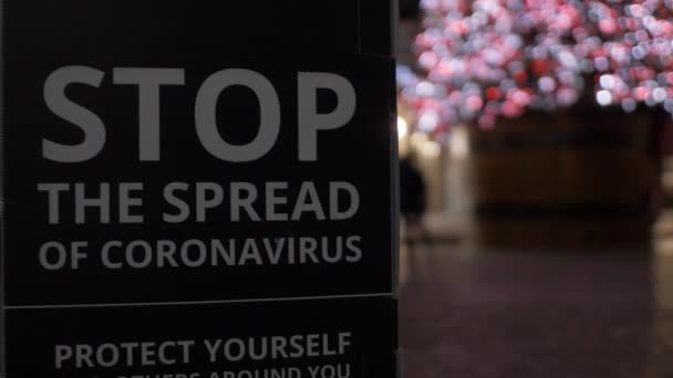 Gece Londra Daki Coronavirus Tabelasını Durdurun Kilitli Kapalı — Stok video