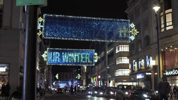 伦敦牛津街的正面圣诞灯饰展示 锁住了 — 图库视频影像