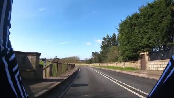 Chest Mounted Pov Cycling Southlea Road Berkshire Sledovat Snímek — Stock video