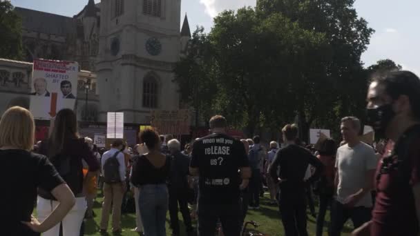 Огромная Толпа Собирается Парламентской Площади Демонстрации Митинга Поддержку Арендаторов — стоковое видео