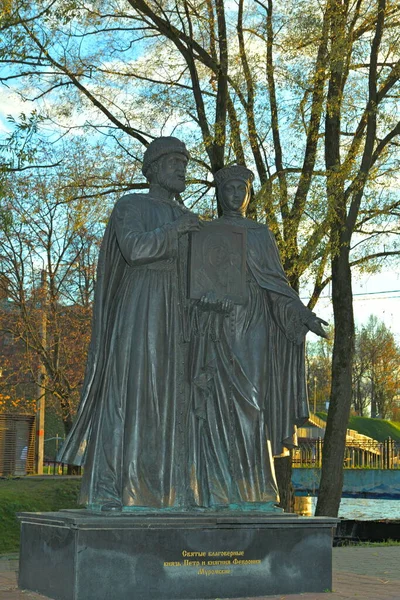 Monumento Santi Pietro Fevronia Sergiev Posad — Foto Stock