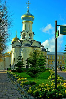 Dukhovskaya Kilisesi Kutsal Üçlü Sergeyev Lavra