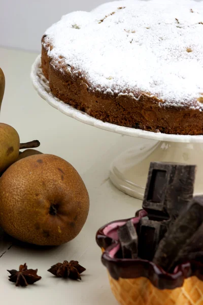Italian cake with ricotta, pears and drops of chocolate — Stock Photo, Image