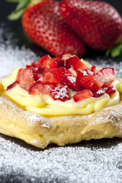 Zeppole with strawberry- tipical italian pastry — Stock Photo, Image