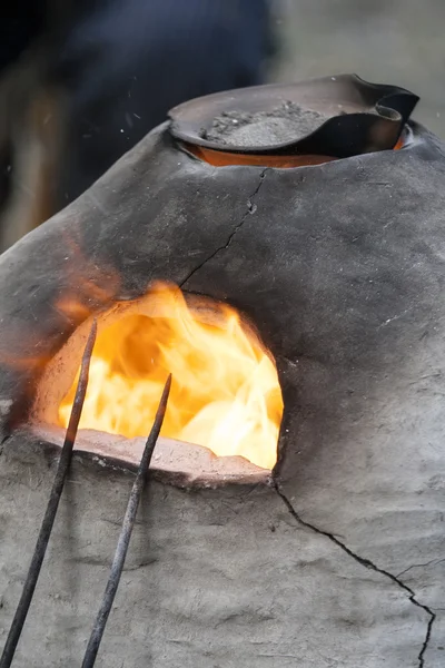 Keltische oven te smelten het ijzer — Stockfoto