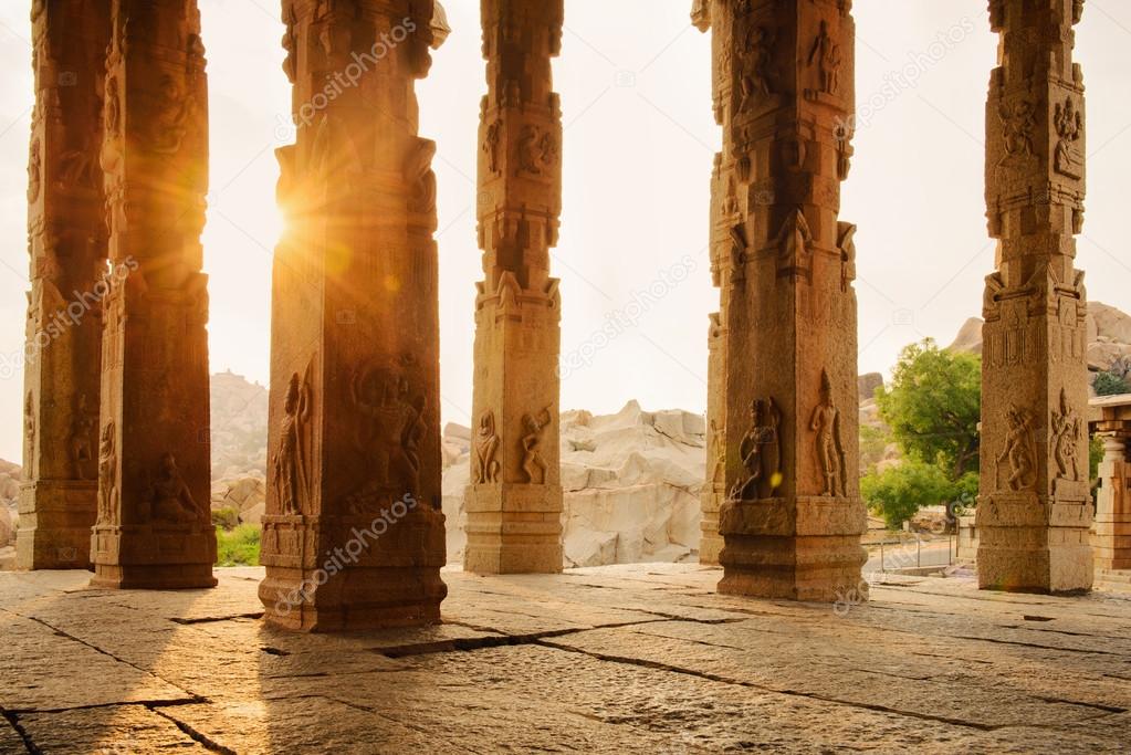 Beautiful architecture of ancient ruines of temple in Hampi