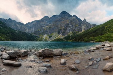 Tatra Dağları gölde Morskie Oko