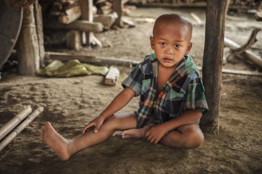 Myanmar çocukların kırsal yaşam
