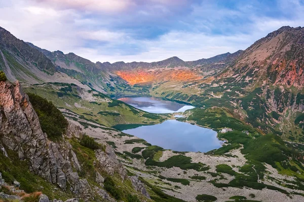 High Tatra Mountains landskape saat matahari terbit, Polandia — Stok Foto