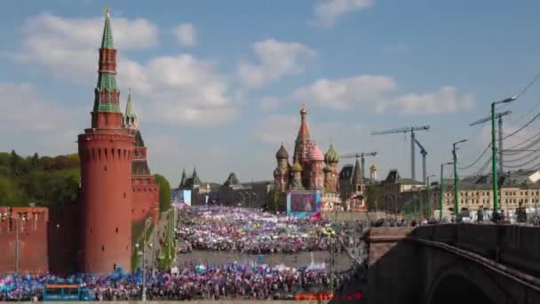 Москва. Демонстрація, 1 травня 2014 — стокове відео