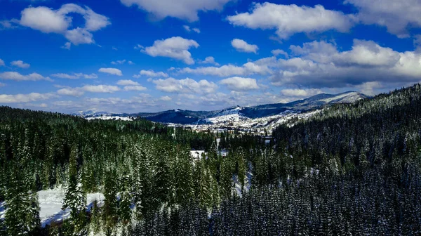 Карпатские Горы Зимняя Снежная Аэросъемка — стоковое фото