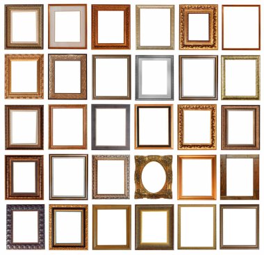 Beyaz arka planda izole edilmiş antika altın kaplama tabloların çerçeveleri