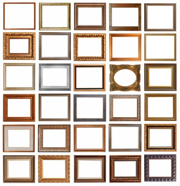 Beyaz arka planda izole edilmiş antika altın kaplama tabloların çerçeveleri