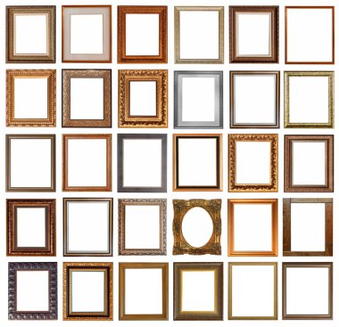 Beyaz arka planda izole edilmiş antika altın kaplama tabloların çerçeveleri