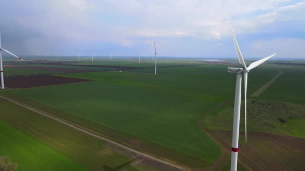 Windparken Die Schone Hernieuwbare Energie Opwekken Voor Duurzame Ontwikkeling Alternatieve — Stockvideo