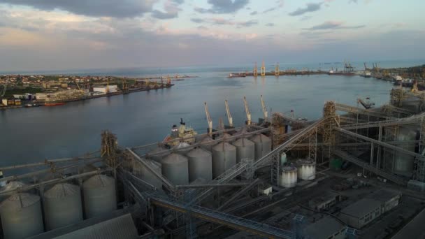 Moderne Industriële Haven Met Containers Van Boven Vogelperspectief Het Een — Stockvideo