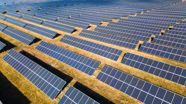 Güneş panelleri, fotovoltaik, alternatif güç kaynağı - seçici odak