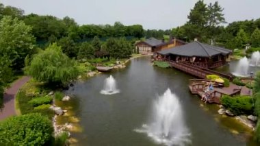 Park dinlenme alanı üst görünüm gezinti alanı yeşil alanlar dinlenme