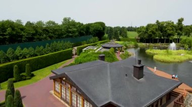 Park dinlenme alanı üst görünüm gezinti alanı yeşil alanlar dinlenme