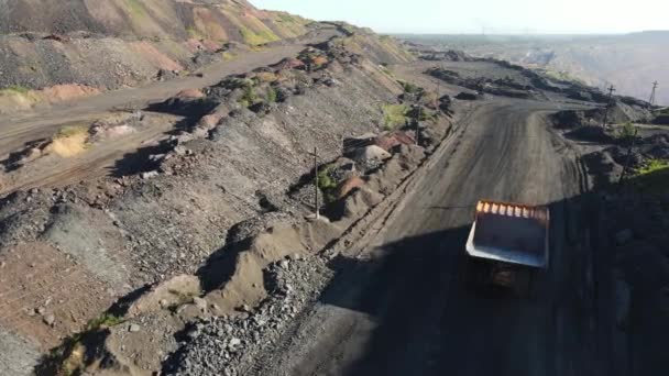 Quarry Truck Transport Stone Ore Loading Transportation Overflying Drone Quarry — 图库视频影像