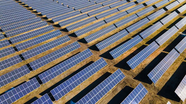 Paneles Solares Fotovoltaicos Fuente Energía Alternativa Enfoque Selectivo — Foto de Stock