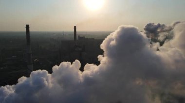 Metalurjik fabrika, fabrika, endüstriyel işletme ve insansız hava aracı.