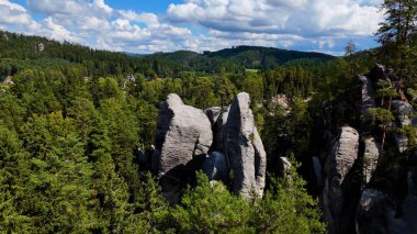 Adrspach, Çek Cumhuriyeti. Adrspasske Skaly, Kayalık Kasaba Milli Parkı.