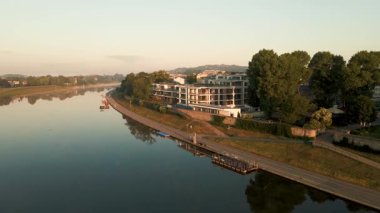 Modern Avrupa şehri Krakow, Polonya, bir insansız hava aracından ele geçirildi.