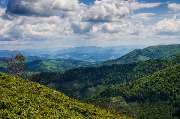 Las Montañas Son Unas Grandes Vacaciones Trekking Cualquier Época Del — Foto de Stock