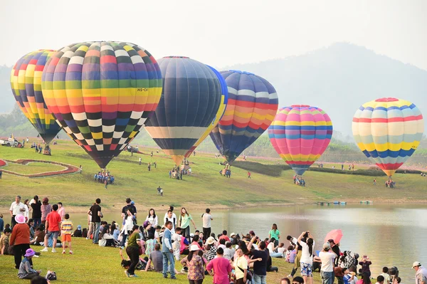 Singha Park internationella Balloon Fiesta, Thailand. — Stockfoto