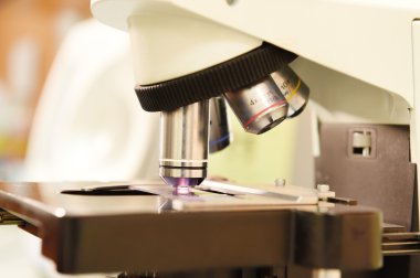 mikroskop kan Laboratuvarı görüntüsünü kapatmak