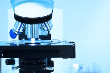 mikroskop kan Laboratuvarı görüntüsünü kapatmak
