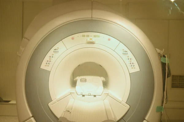 磁共振成像扫描仪房间 — 图库照片