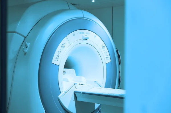 MRI scanner room in hospital — Stock Photo, Image